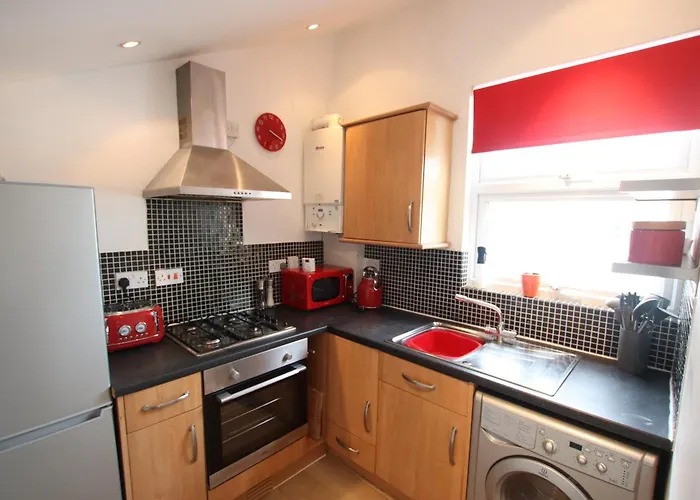 Apartment Contemporary 2 Bed Flat In Bristol, Free Parking
