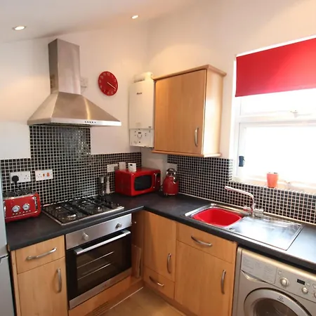 Daire Contemporary 2 Bed Flat In Bristol, Free Parking
