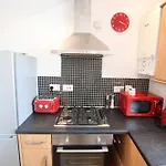 Contemporary 2 Bed Flat In Bristol, Free Parking Apartamento Bristol