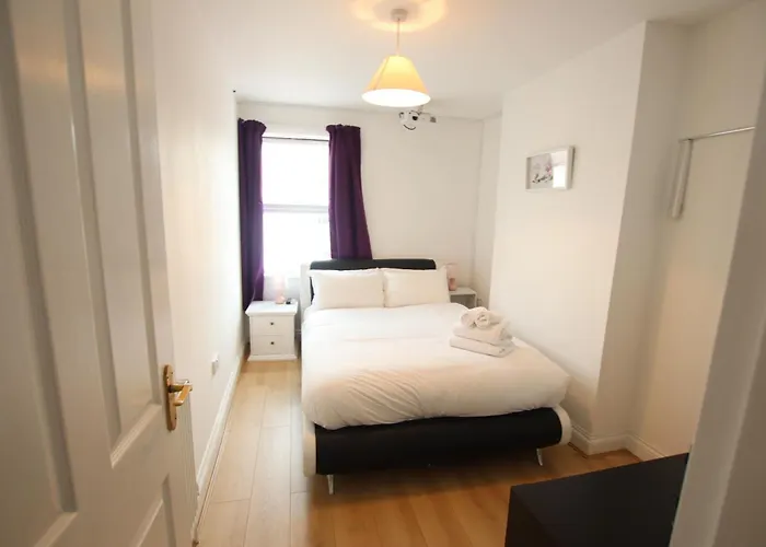 Daire Contemporary 2 Bed Flat In Bristol, Free Parking *